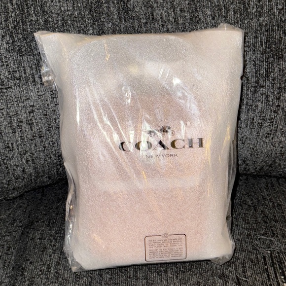 Coach Turnlock Crossbody Bag Gunmetal/Tan Glovetanned Smooth Grain Leather NWT - Picture 7 of 13